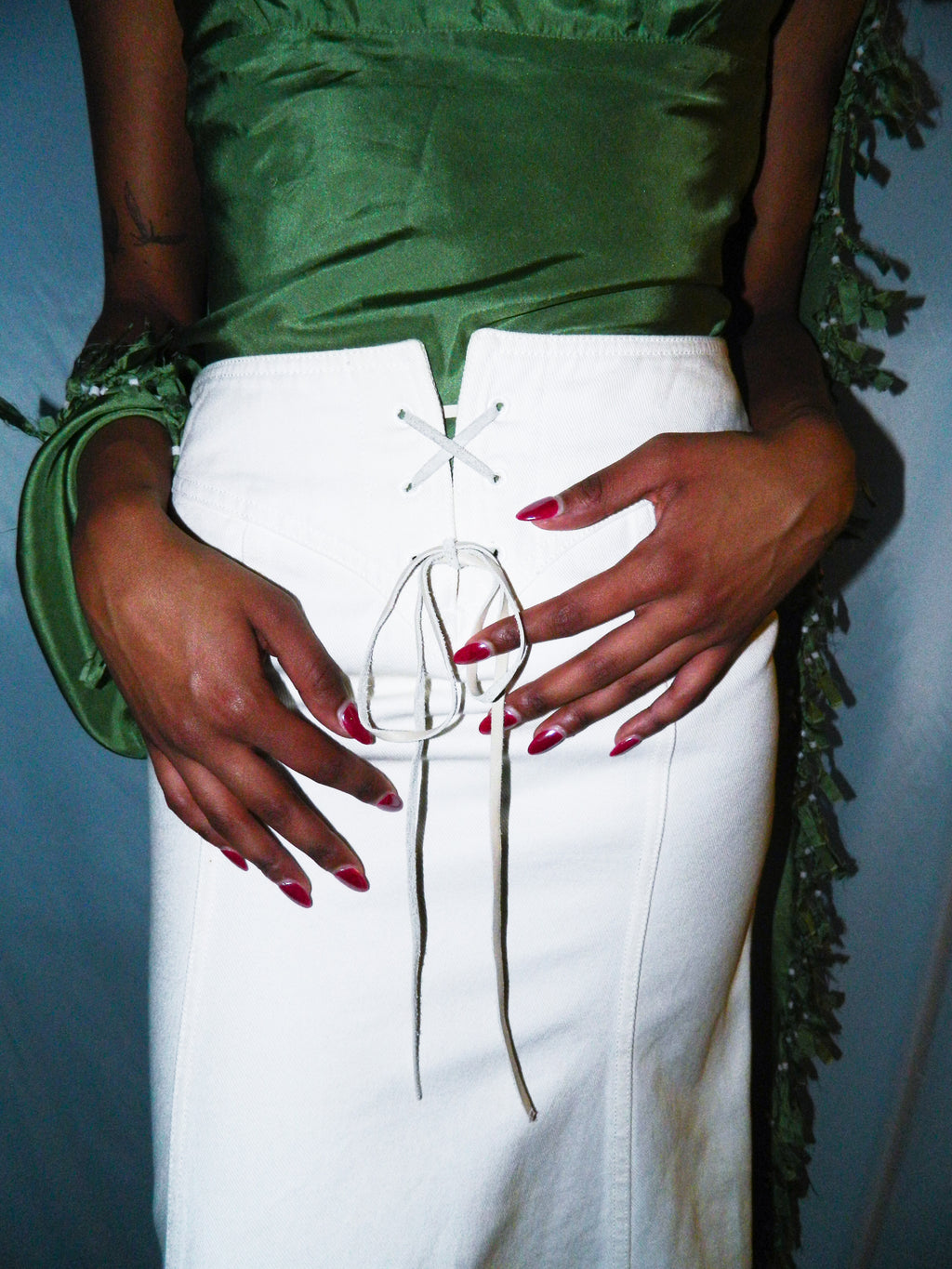 GUCCI BY TOM FORD WHITE DENIM PENCIL SKIRT