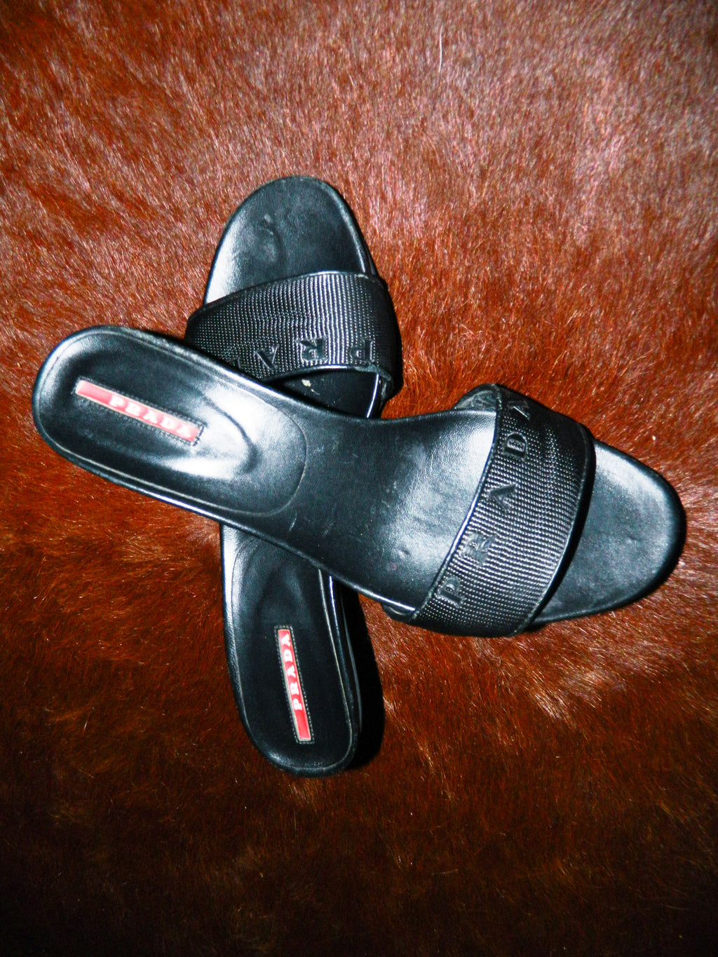 PRADA EARLY 2000'S BLACK KITTEN HEELS