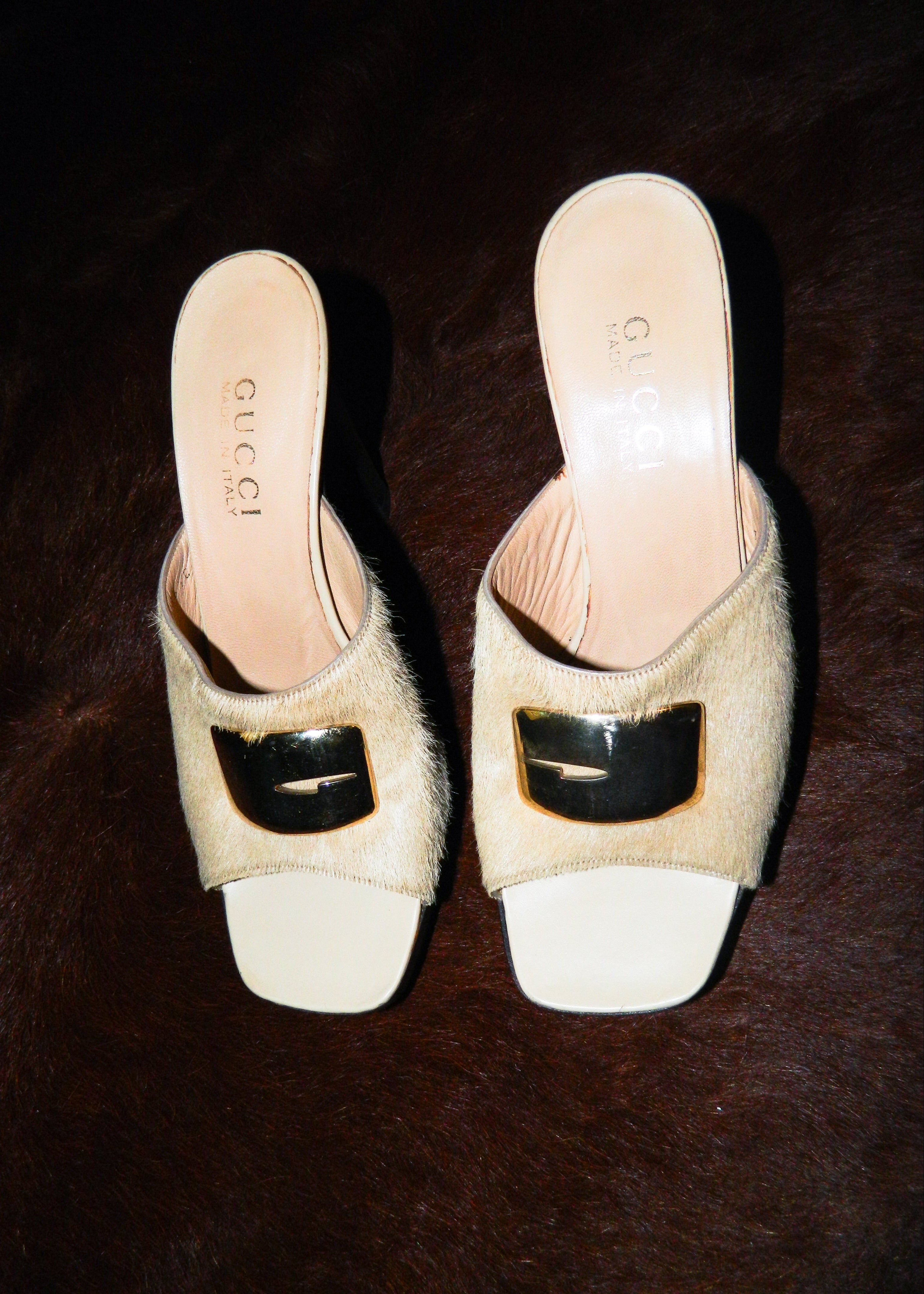 RARE GUCCI BY TOM FORD A/W 1996 COWHIDE HEELS