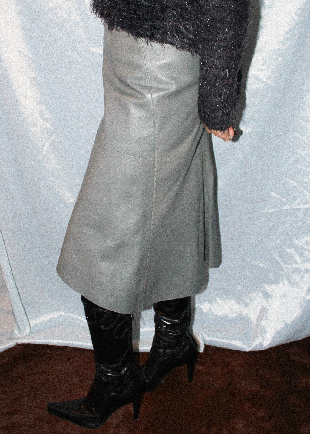 DKNY GREY LEATHER SKIRT