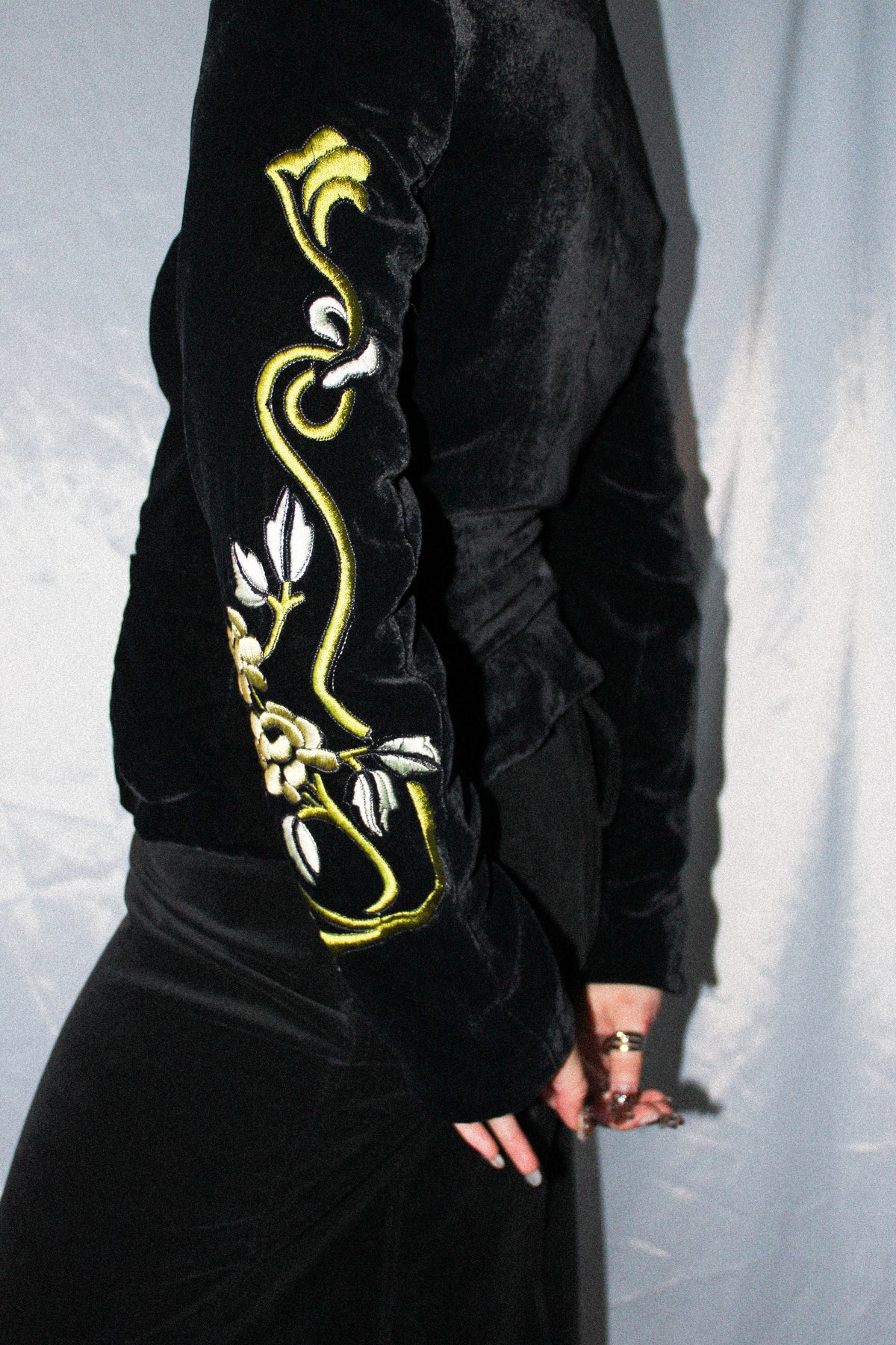 EMPORIO ARMANI VELVET EMBROIDERED JACKET