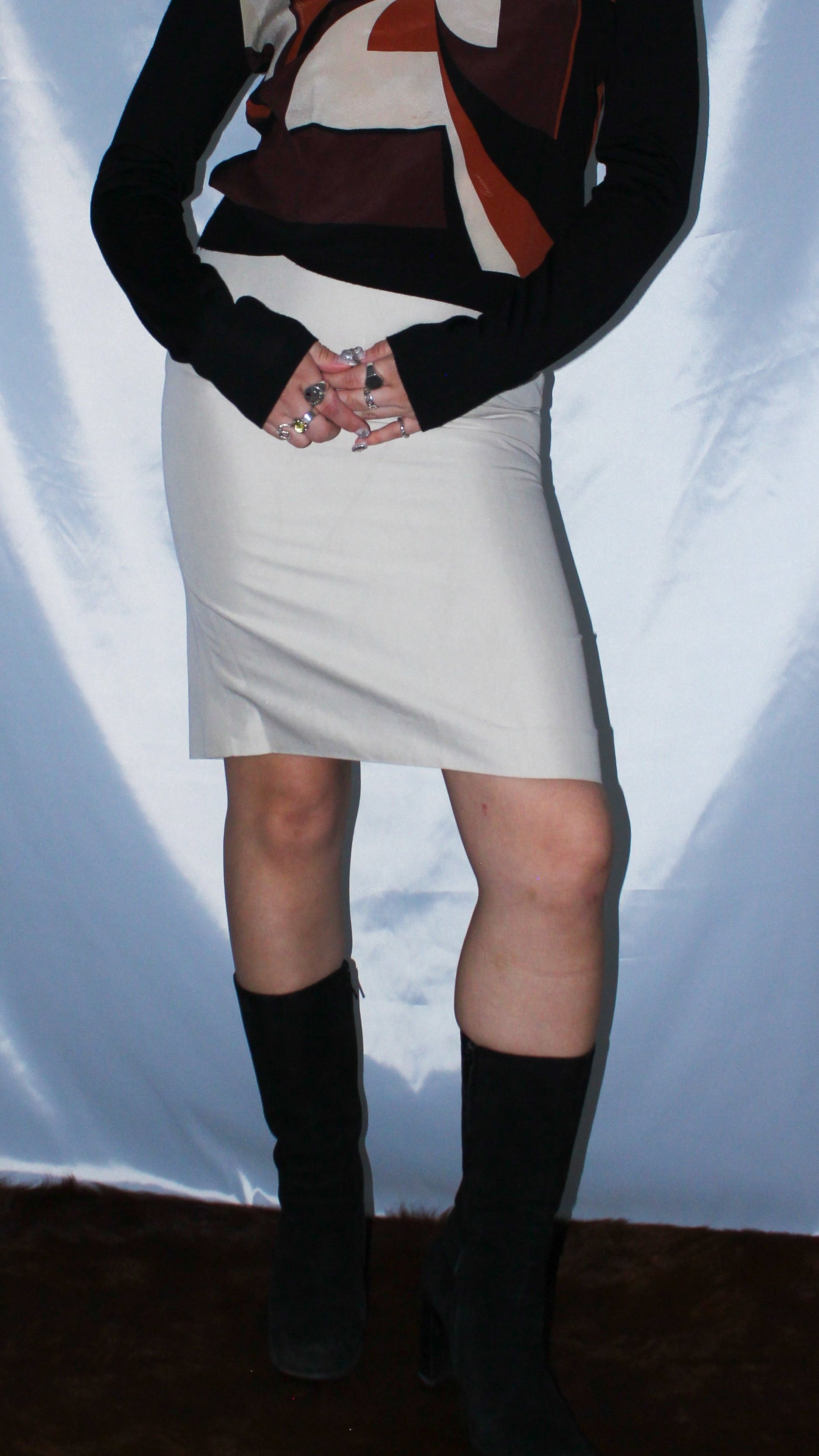 GUCCI BEIGE SKIRT WITH METAL LOGO