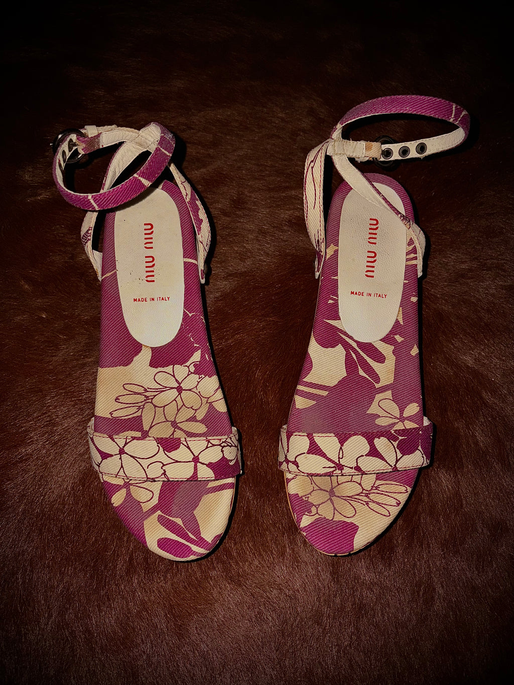 MIU MIU S/S 2003 HIBISCUS PRINT PLATFORM SANDALS (SIZE 37)