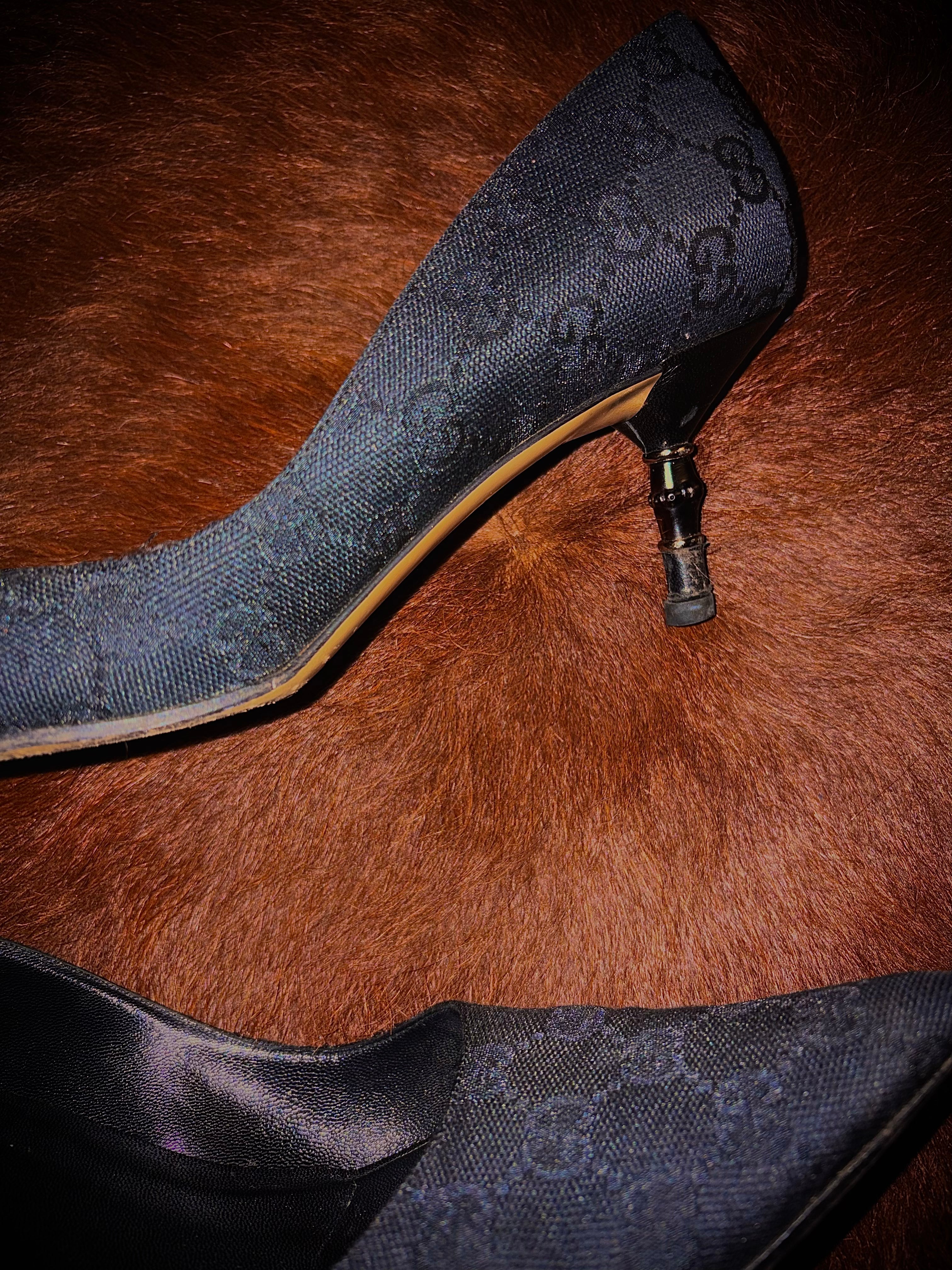 GUCCI BY TOM FORD MONOGRAM BAMBOO HEELS (SIZE 38)
