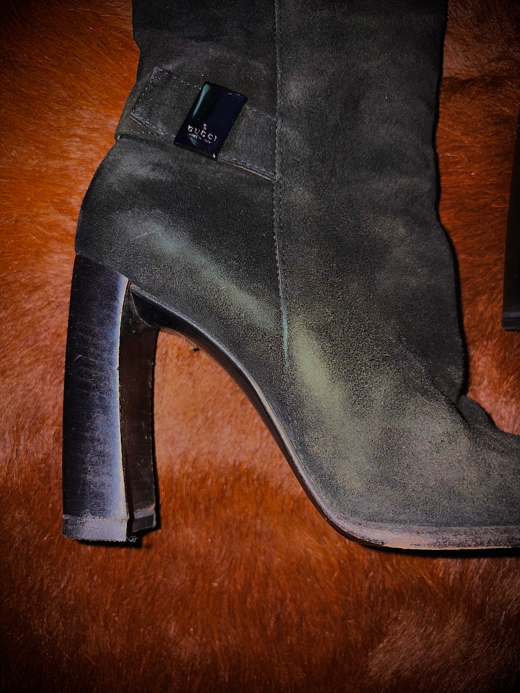 GUCCI SUEDE METAL PLATE BOOTS (SIZE 36)