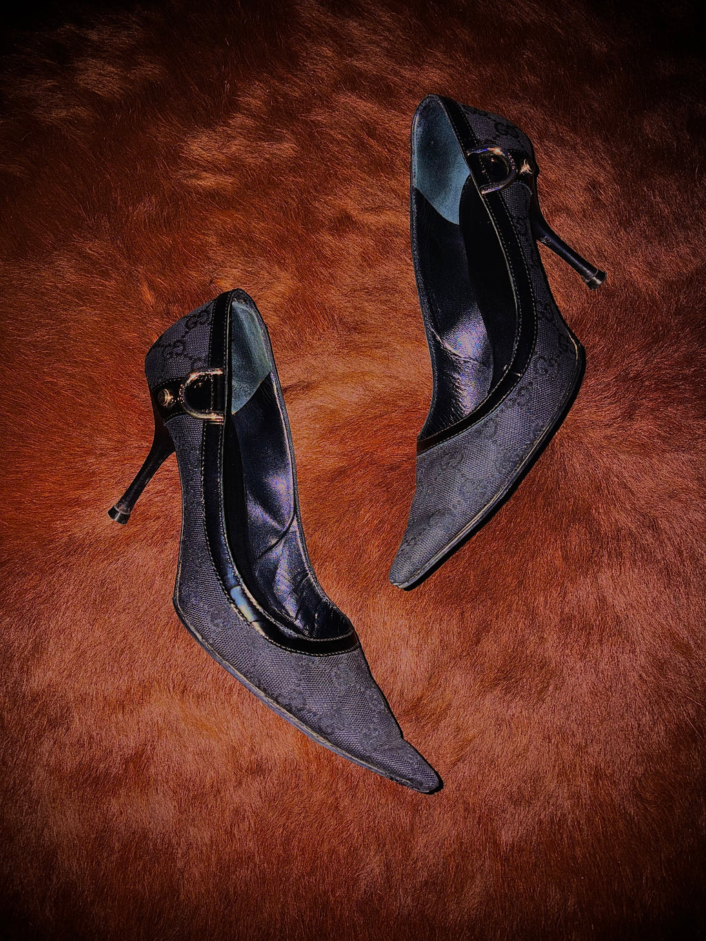 GUCCI BY TOM FORD MONOGRAM HEELS (SIZE 40)