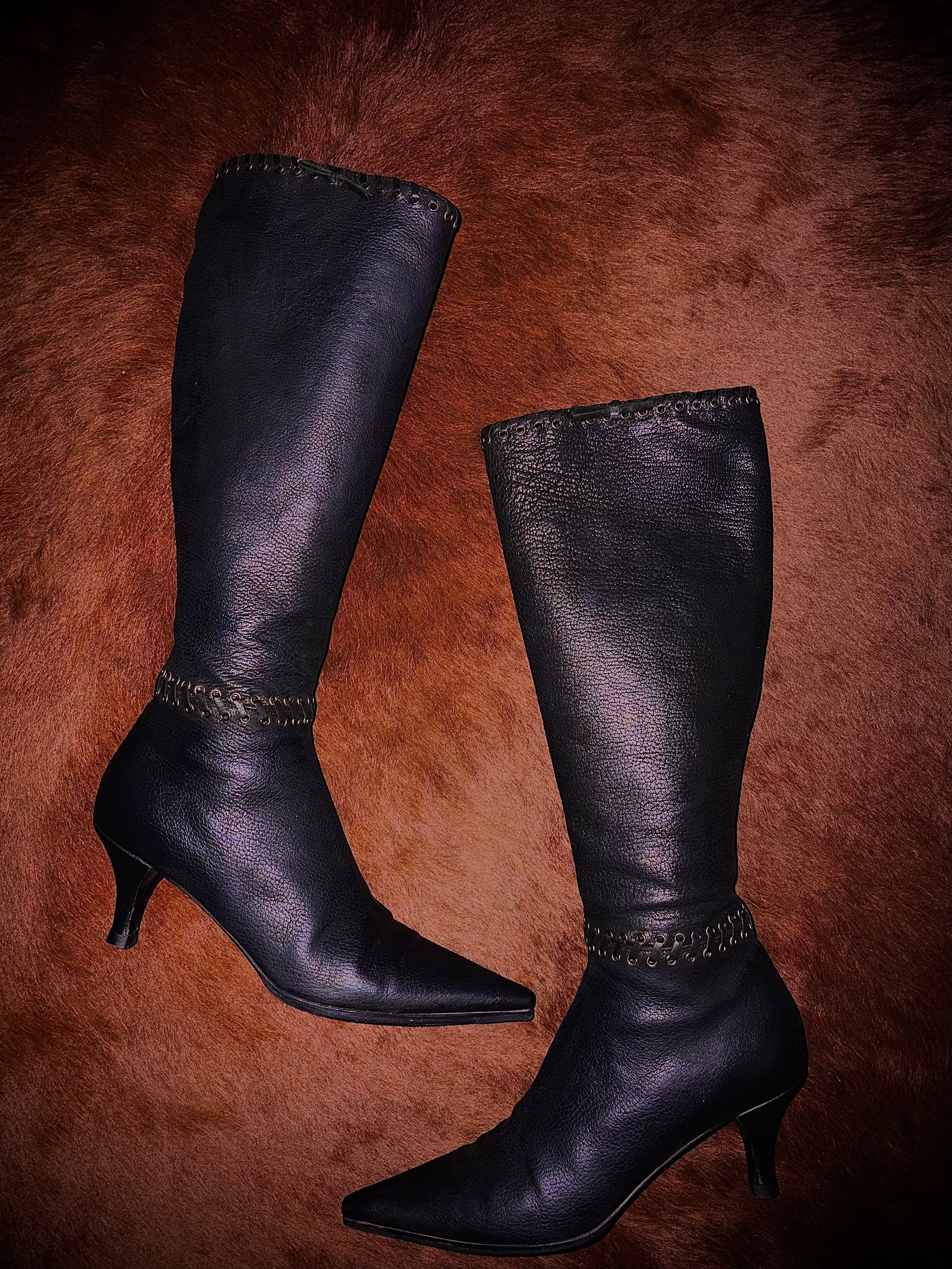 PRADA LEATHER BRAIDED BOOTS (SIZE 37)