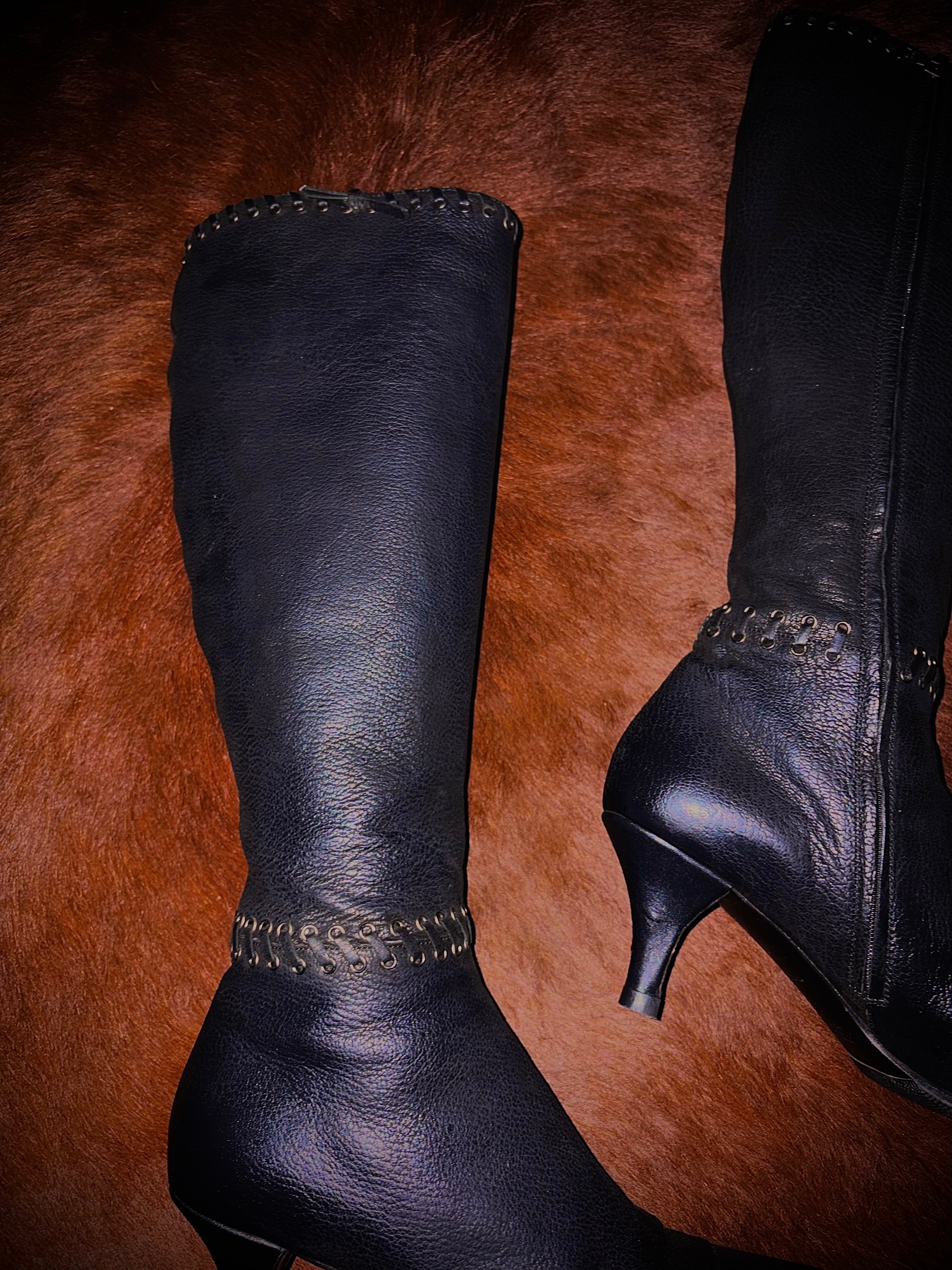 PRADA LEATHER BRAIDED BOOTS (SIZE 37)