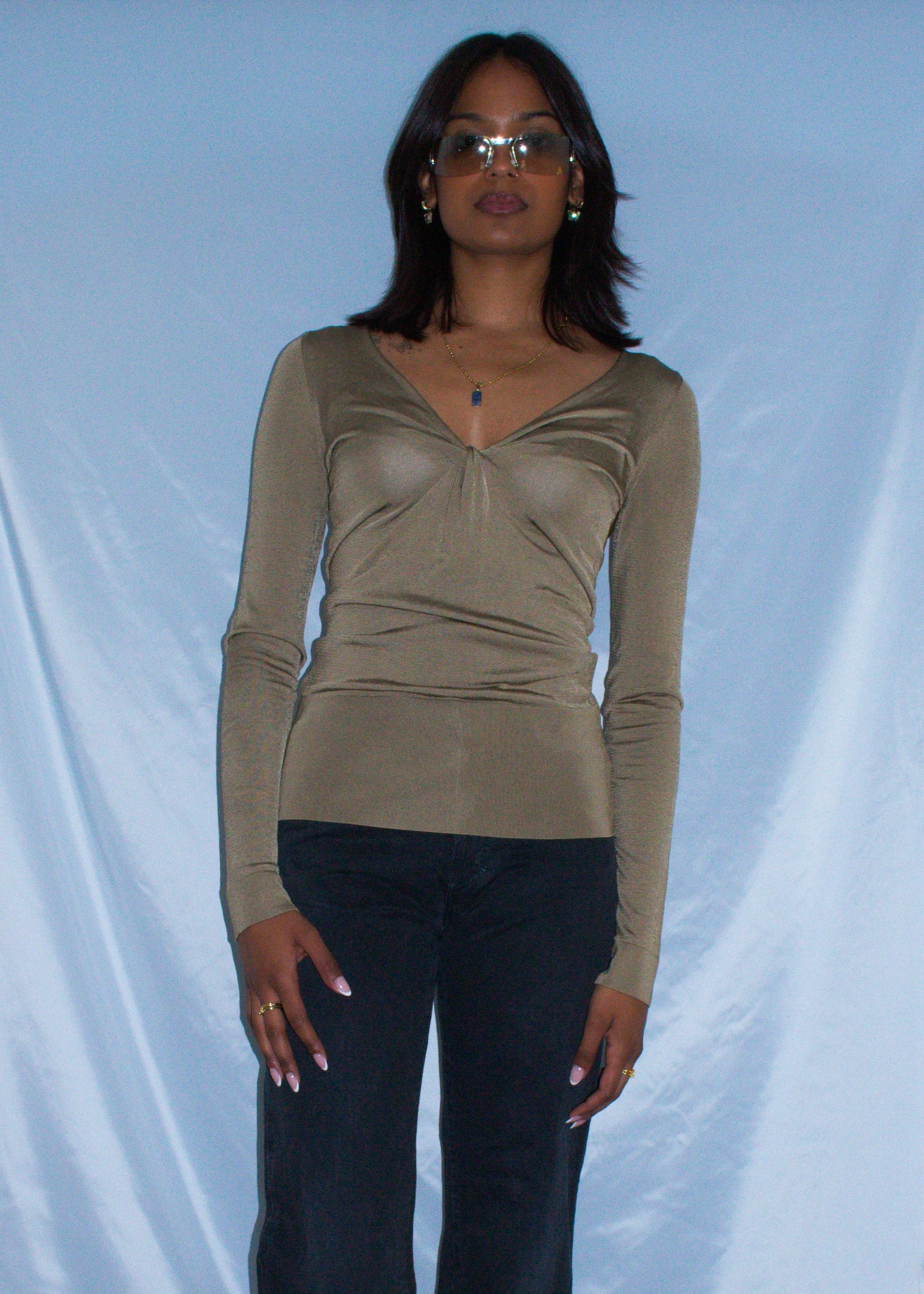 RARE GUCCI LONG SLEEVE KNOT TOP