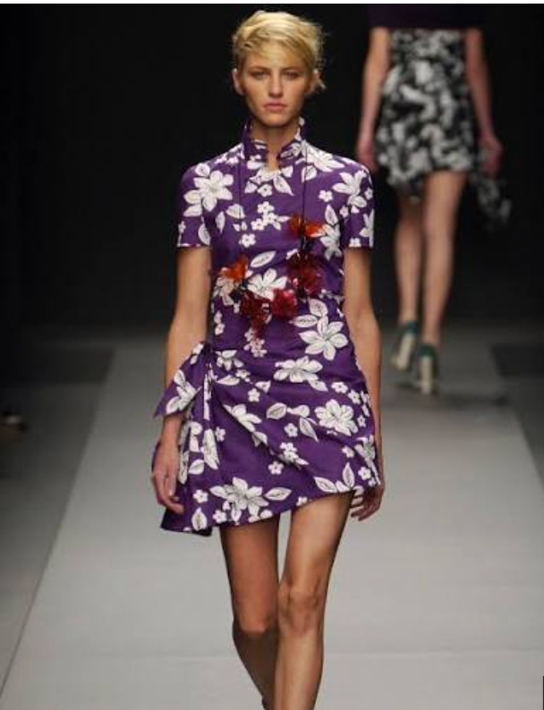 MIU MIU S/S 2003 HIBISCUS PRINT PLATFORM SANDALS (SIZE 37)